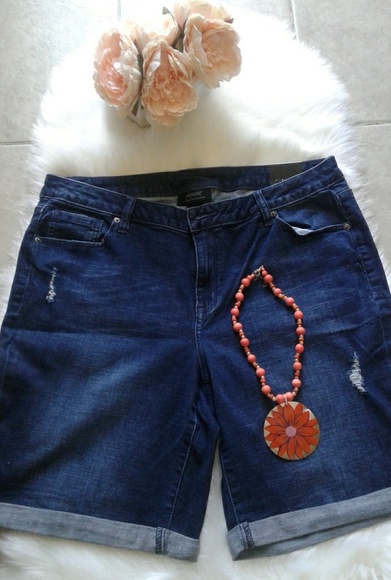 Denim  Bermuda shorts by Venezia  sz.18 NWOT - Picture 1 of 7